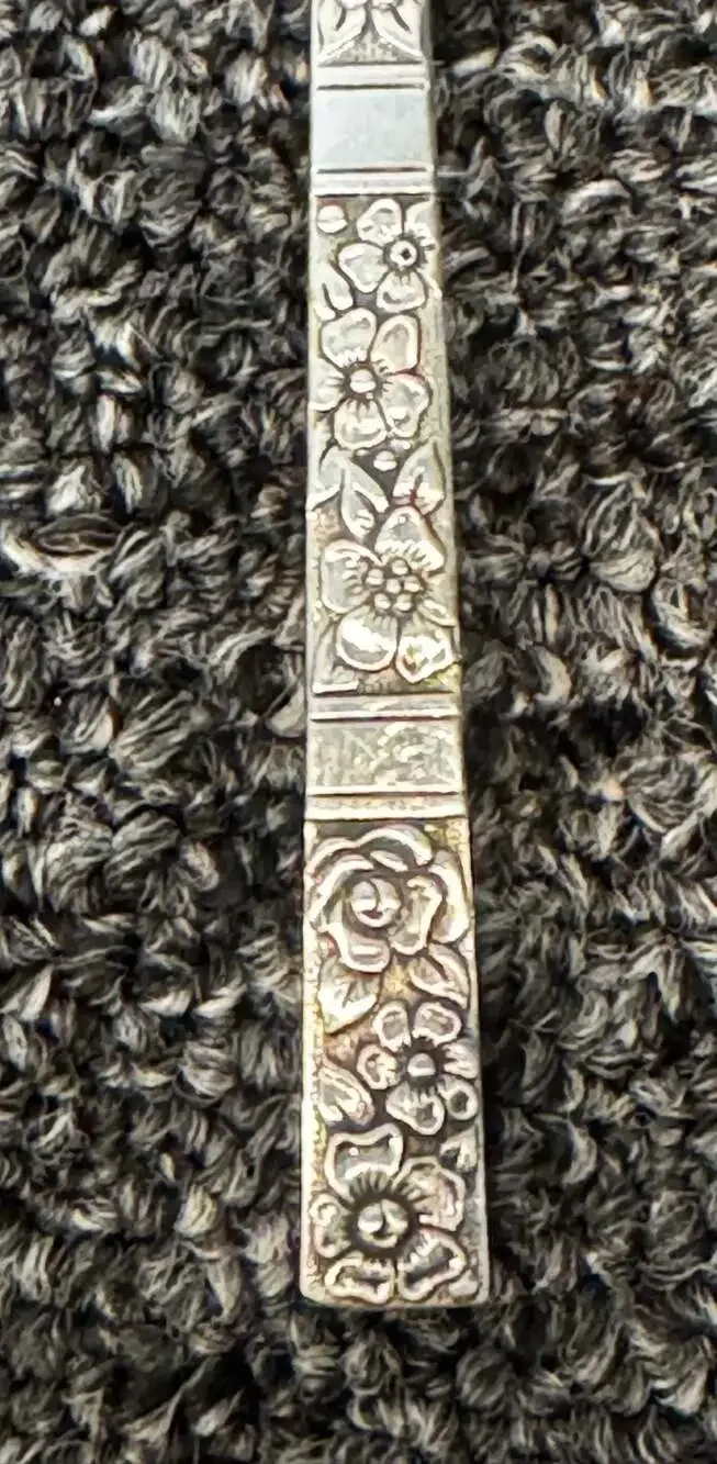 1881 Rogers Oneida Community Silverplate Pierced Sugar Spoon in Isabella Pattern